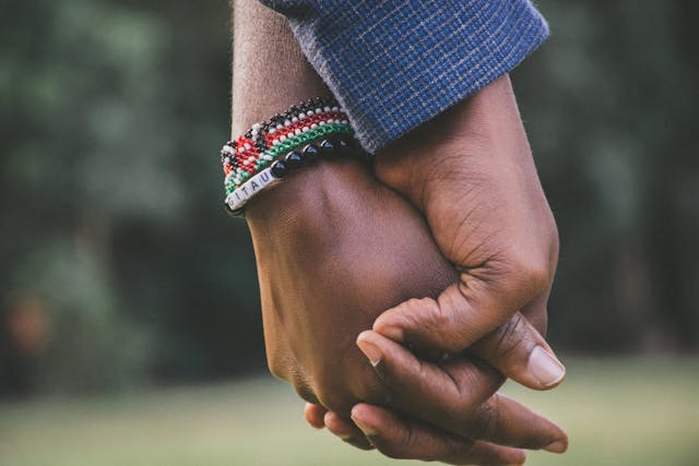 Building Strong Foundations: Structuring Healthy Relationships